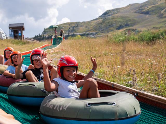 Luge d'été en illimité dans le Pass Activités Journée en été à La Pierre Saint-Martin